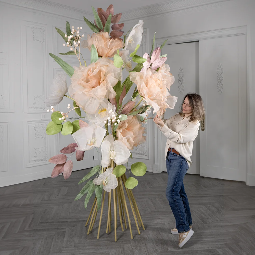 Dusty Roses Giant Bouquet 1