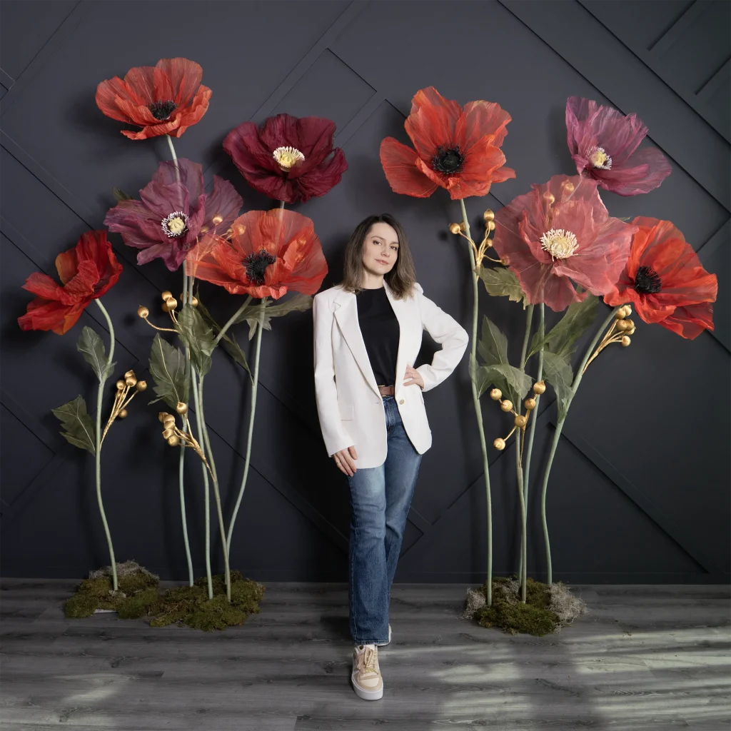 Red and gold arrangement 1